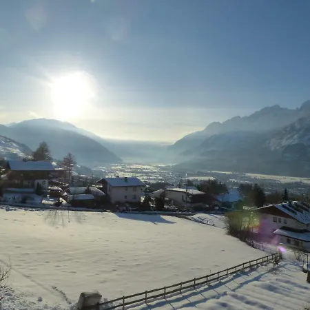 Mayr * Thurn